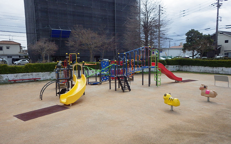 小柳公園他3公園遊具更新工事
